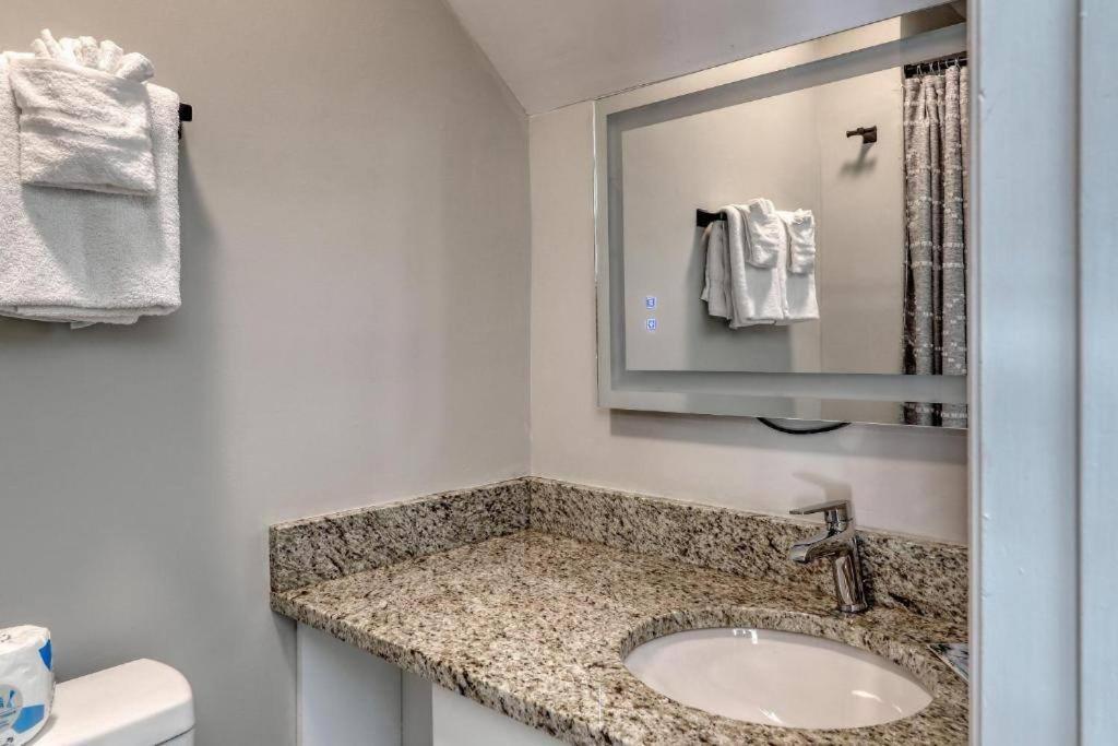 Stylish Haven New Walk To The Ocean Smart Tvs Wifi Myrtle Beach Exterior foto